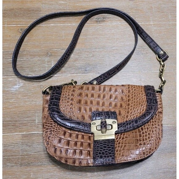 Etienne Aigner Vintage Embossed Leather Crossbody Bag With Chain Strap - Picture 1 of 13